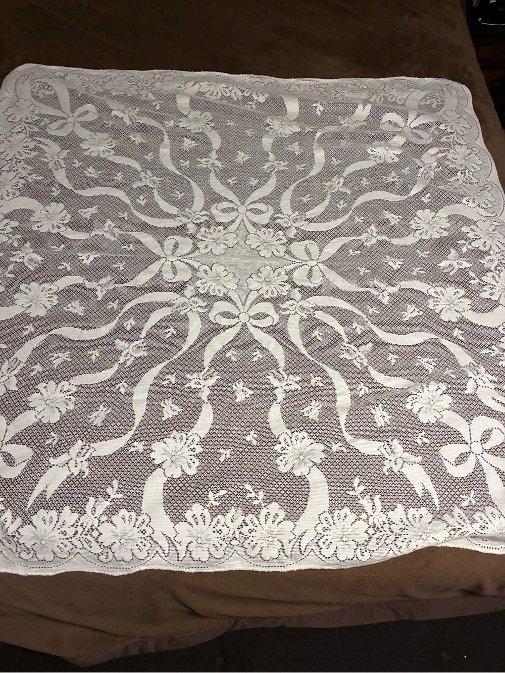 Elegant White Lace Tablecloth with Floral Ribbon Design